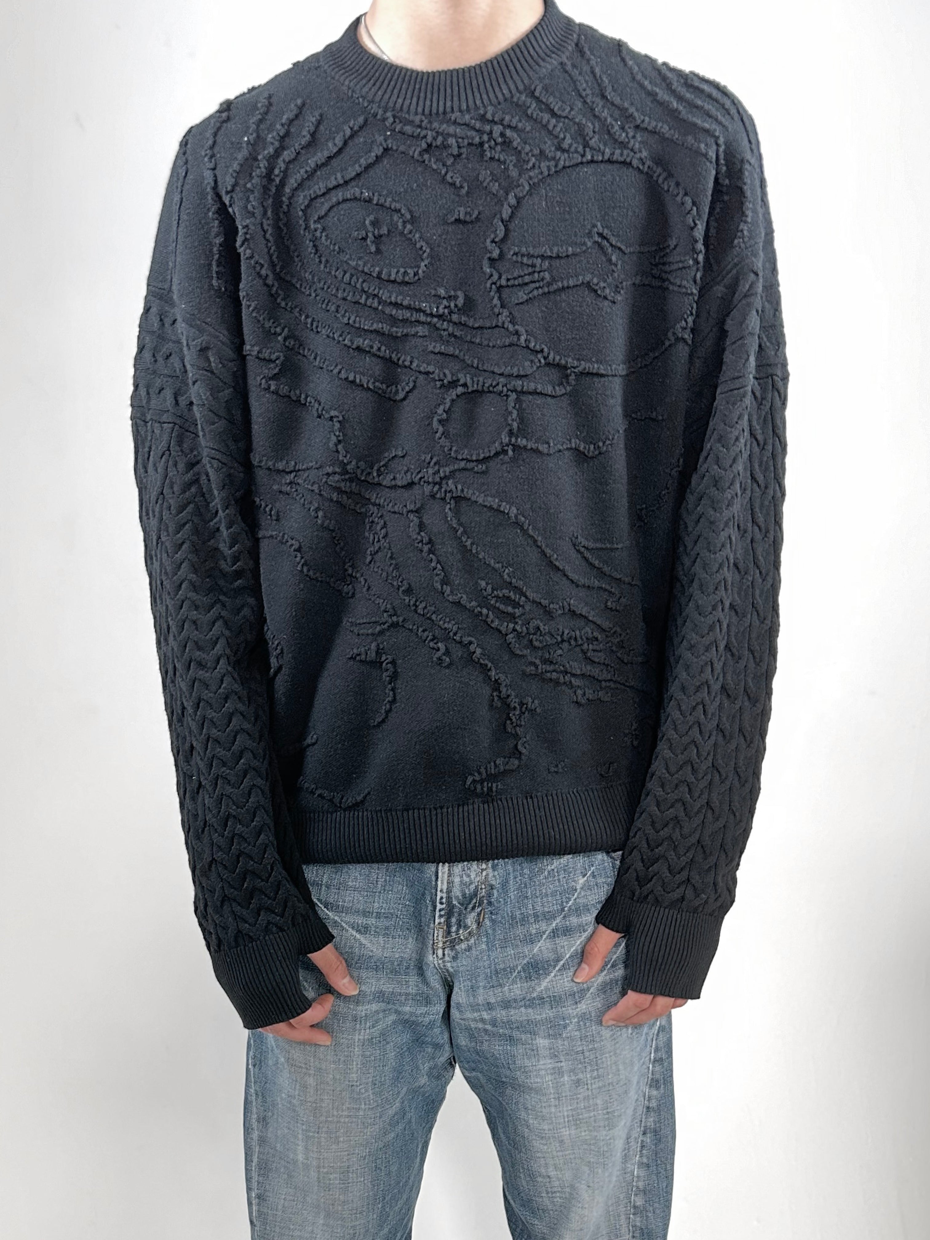 TERRAIN CABLE KNIT SWEATER IN BLACK